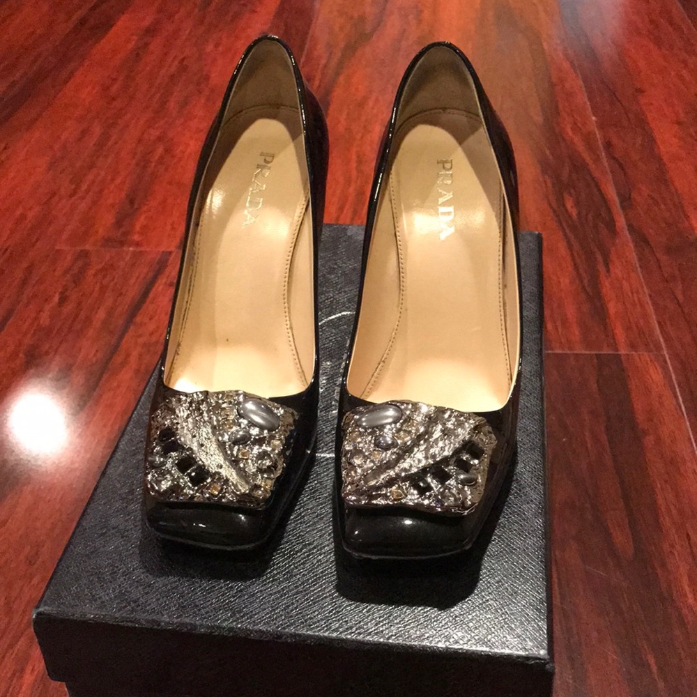 Prada Pumps